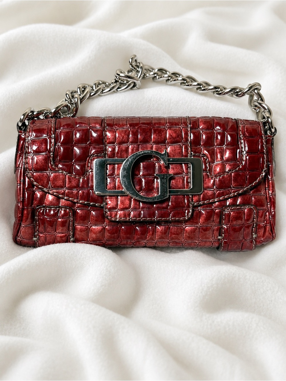 Guess Vintage Y2K Silverlake Bag Garnet Red Croc embossed silver chain strap.